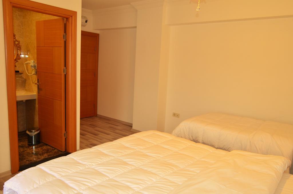 Hotel Yonca Истанбул Екстериор снимка