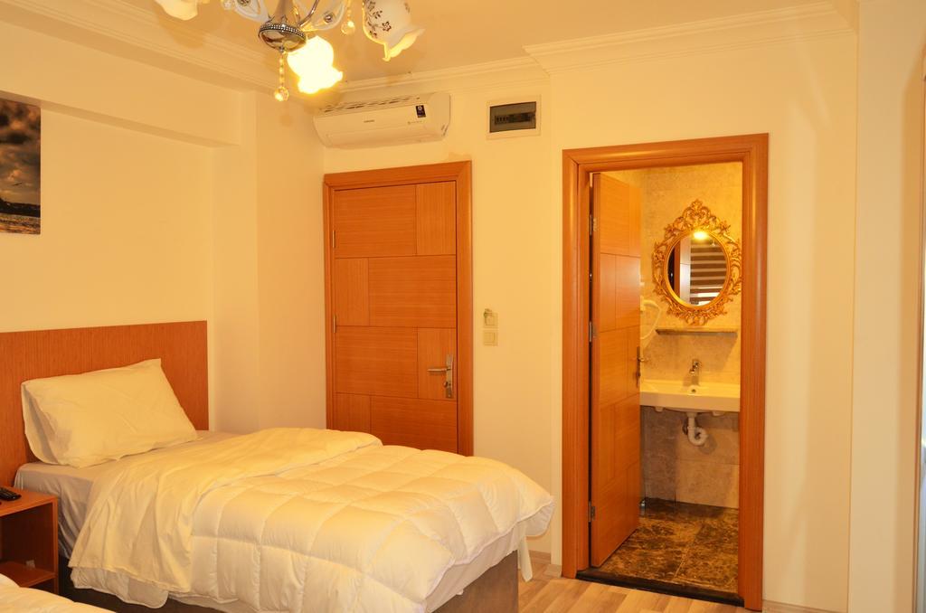 Hotel Yonca Истанбул Екстериор снимка